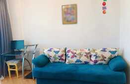 3 camere decomandate, 2 bai, boxa la subsol, zona strazii Arinilor!