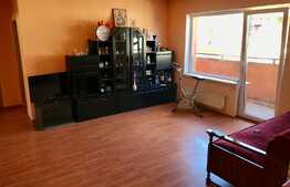 Apartament 2 camere, living spatios, zona Eroilor!