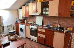 Apartament 2 camere, living spatios, zona Eroilor!