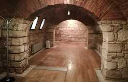 Imobil pentru birouri pe 3 nivele, 315 mp, in Centrul Clujului 