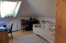 Mansarda cocheta,3 camere, 61 mp, zona strazii Florilor!