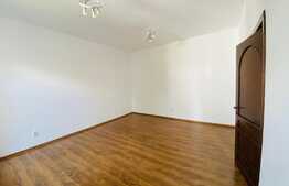 Birou Ultracentral, 42 mp, posibilitate de parcare