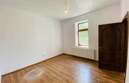 Spatiu Birou Ultracentral, 67 mp, posibilitate de parcare