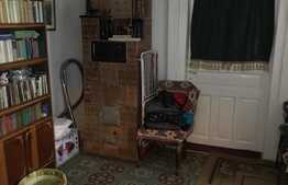 Casa Individuala ,56 mp utili ,240 mp teren ,zona Iulus Mall