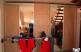 Apartament 3 camere, cu scara interioara