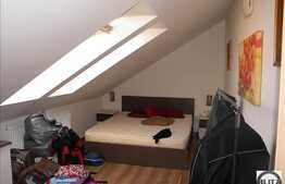 Apartament 3 camere, cu scara interioara