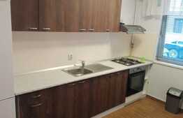 Birou cochet intr-o zona de interes, 67 mp, 3 locuri de parcare incluse