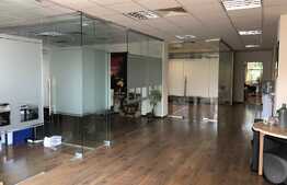 Birou spatios in zona Plopilor, 260 mp si 32 mp  terasa inclusa in pretul chiriei