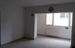 Spatiu comercial, 52mp, zona Vivo