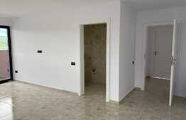 Penthouse 200 mp, terasa generoasa 400 mp, zona Petrom