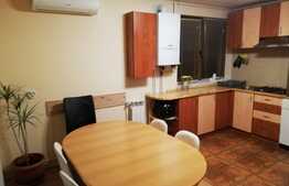 Apartament 66 mp utili, 3 camere, decomandat, zona linistita de case!