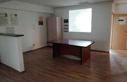 Birou in imobil 500 mp, etaj complet + parcare  