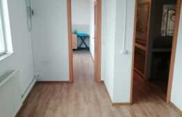 Birou in imobil 500 mp, etaj complet + parcare  