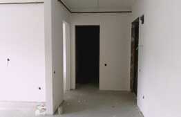 2 camere, semifinisat, zona linistita Teilor