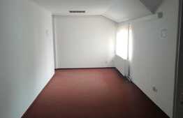 Birouri in Imobil  250mp cu locuri parcare 