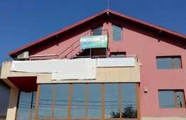 Birouri in Imobil  250mp cu locuri parcare 