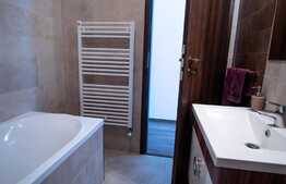 Casa cuplata la cheie de vanzare, calitate superioara, 120 mp, teren 300 mp, zona de case ! 