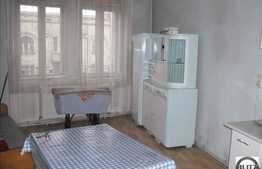 3 camere pe strada Horea