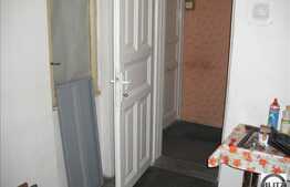 3 camere pe strada Horea