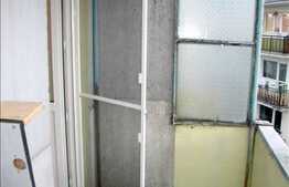 Vanzare 3 camere, 72 mp utili, izolat interior zona strazii Buzau