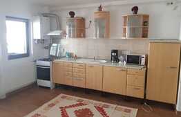 Apartament 3 camere, 77mp, loc parcare ! Zona strazii Sesul de Sus!