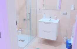 Investitia perfecta! 2 camere decomandate , 54.1 mp, terasa 11 mp, zona Iulius Mall 