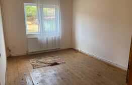 Casa individuala de vanzare, 120 mp cu 1400 mp de teren, zona Jucu