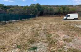 Casa individuala de vanzare, 120 mp cu 1400 mp de teren, zona Jucu