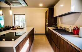 Oportunitate! Casa individuala ultradotata la cheie D+P+E, 200 mp utili, 486 mp teren, zona exclusivista de case!