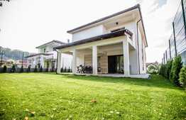 Oportunitate! Casa individuala ultradotata la cheie D+P+E, 200 mp utili, 486 mp teren, zona exclusivista de case!