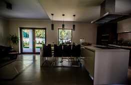 Oportunitate! Casa individuala ultradotata la cheie D+P+E, 200 mp utili, 486 mp teren, zona exclusivista de case!