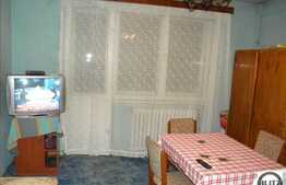 3 camere in zona Aleea Baisoara