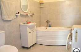 De vanzare apartament cu 2 camere, 60 mp utili