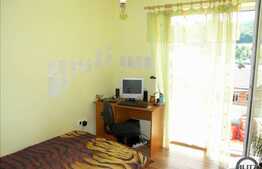 De vanzare apartament cu 2 camere, 60 mp utili