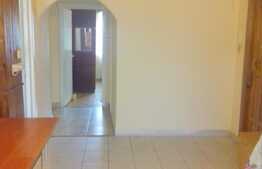 3 camere, 65 mp, decomandat,mobilat si utilat, zona strazii Nicolae Titulescu