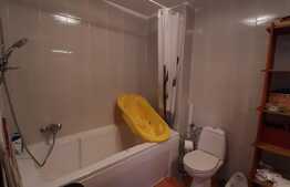 Etaj intermediar, incalzire in pardoseala, parcare inclusa in pret, zona centrala!