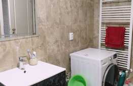 3 camere, modern/lux, 55 mp., terasa 55 mp., zona strazii Sub Cetate