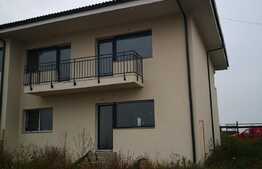 Duplex cu panorama in Dezmir