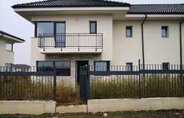 Duplex cu panorama in Dezmir