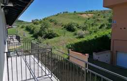 Apartament cu 2 camere, 40 mp, zona strazii Teilor!