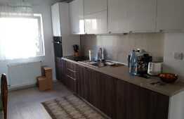 Vanzare apartament 4 camere, decomandat,etaj intermediar, zona Iulius Mall