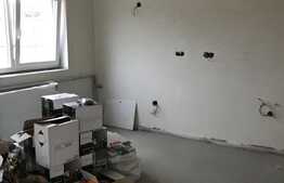 Casa de vanzare, teren 250 mp, 121 mp utili, zona de case