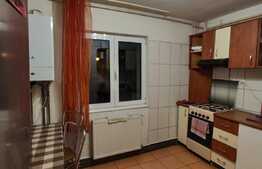 Apartament 3 camere, 2 bai, 95 mp, decomandat, zona Iulius Mall