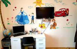 Apartament, 2 camere, zona centrala, Floresti!