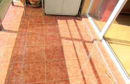 Garsoniera 34 mp, balcon de 5.6 mp, parcare! Zona strazii Florilor!