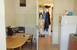 3 camere, decomandat, 65 mp, boxa, zona strazii Teleorman