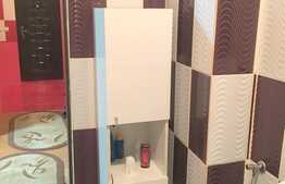 Apartament de 2 camere decomandate, 45 mp! Zona strazii Florilor! 