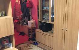 Apartament de 2 camere decomandate, 45 mp! Zona strazii Florilor! 