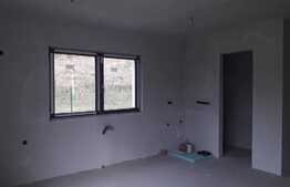 Scădere de preț! Casa noua in zona linistita 