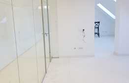 Birou situat Ultracentral, 32 mp, Ultrafinisat